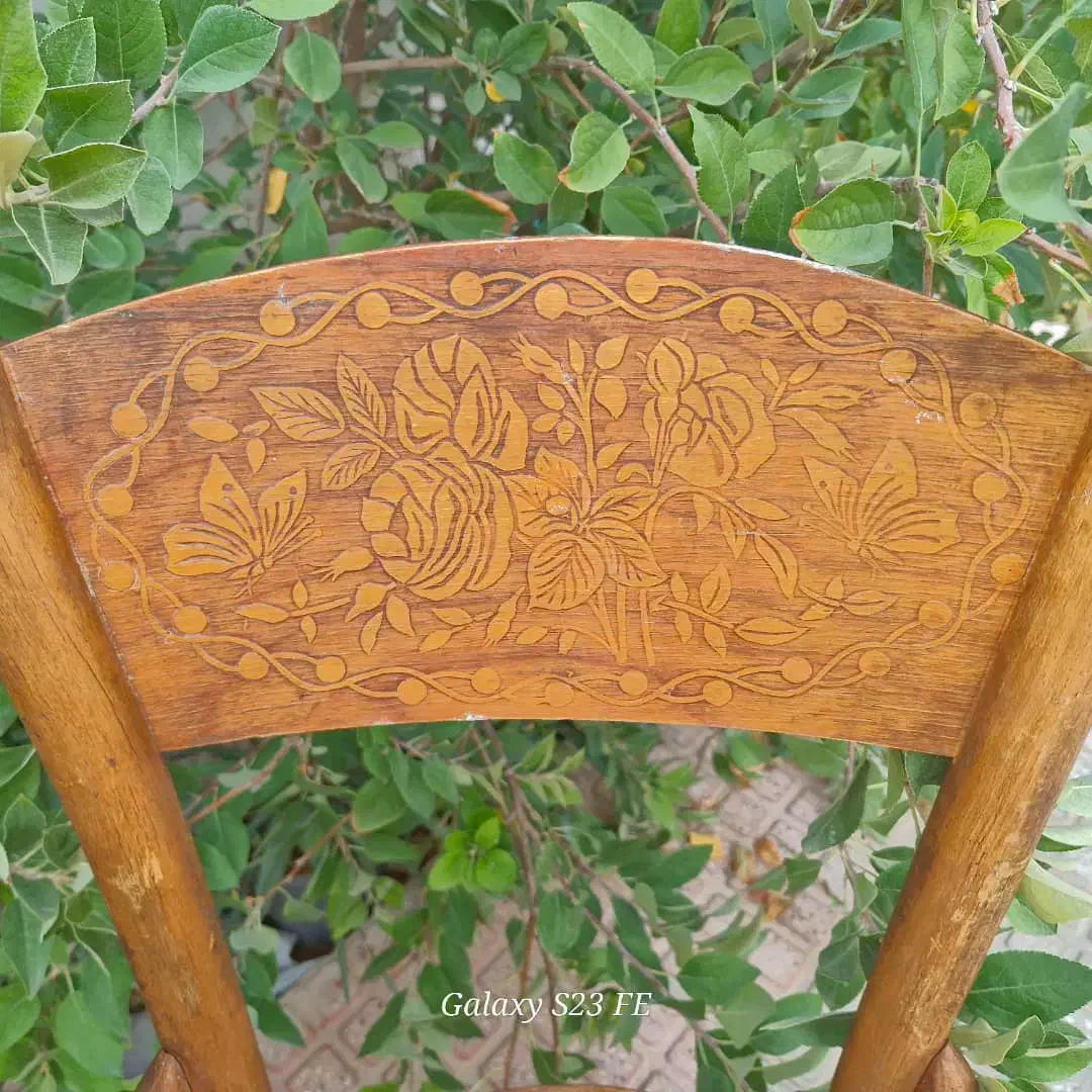 صندلی قدیمی|کلکسیون اشیاء عتیقه|فسا, |دیوار