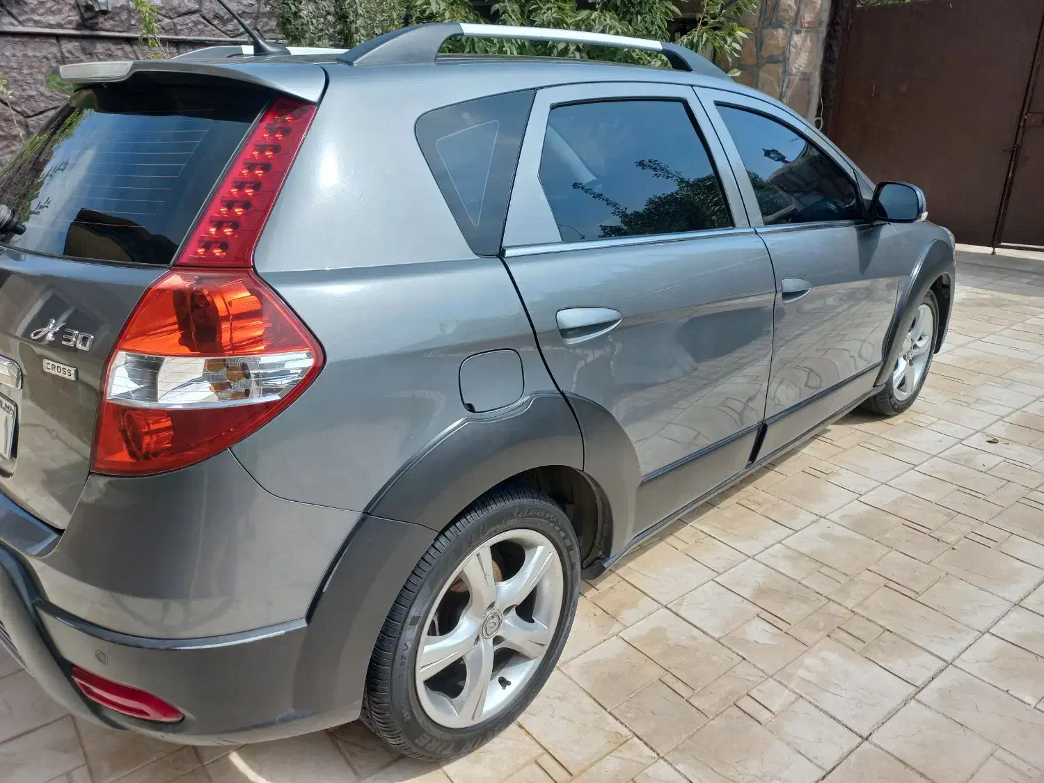 اچ سی کراس مدل ۹۶|خودرو سواری و وانت|تهران, حافظیه|دیوار