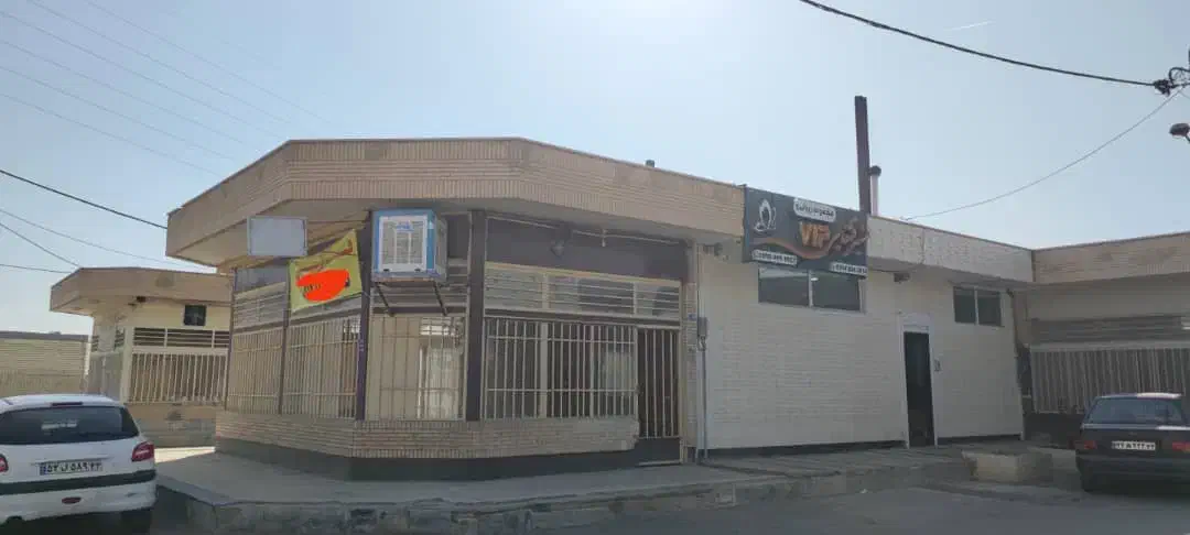 تجاری بنیاد ازدواج ۳۴ متر ۳ نبش بازارچه حمزه|فروش مغازه و غرفه|شاهین‌شهر, بنیاد ازدواج|دیوار