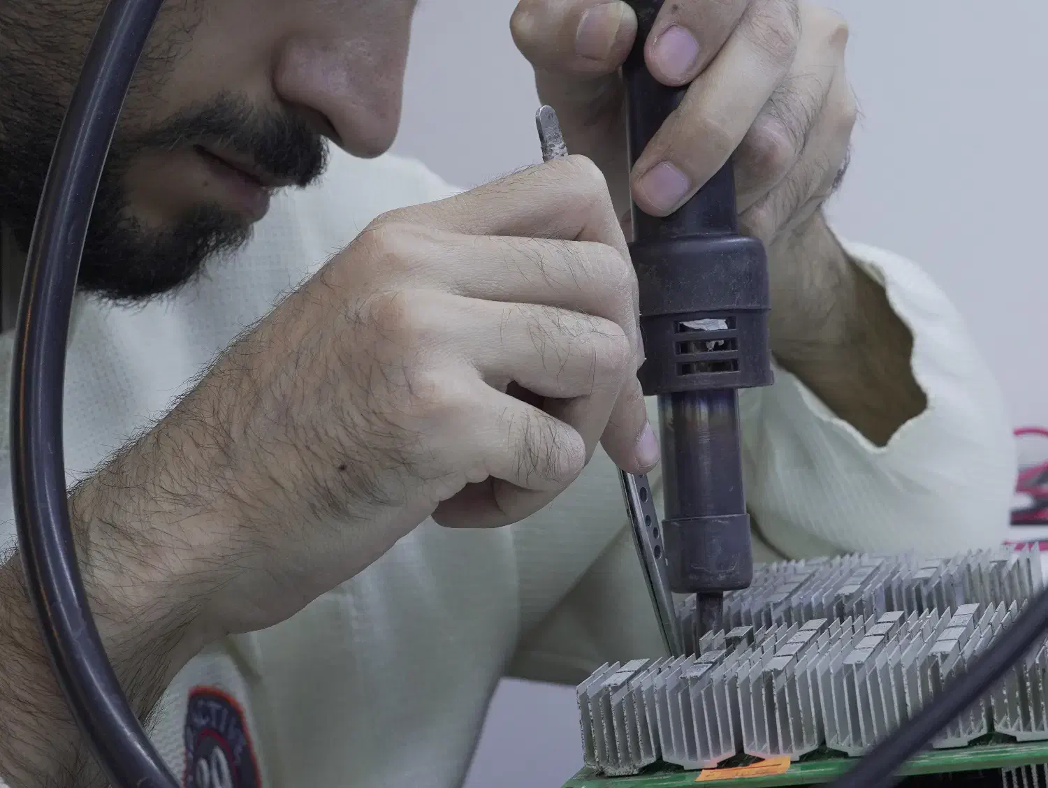 تعمیر ماینر خاموش و سوخته با قطعات اورجینال|خدمات رایانهای و موبایل|کرمانشاه, |دیوار