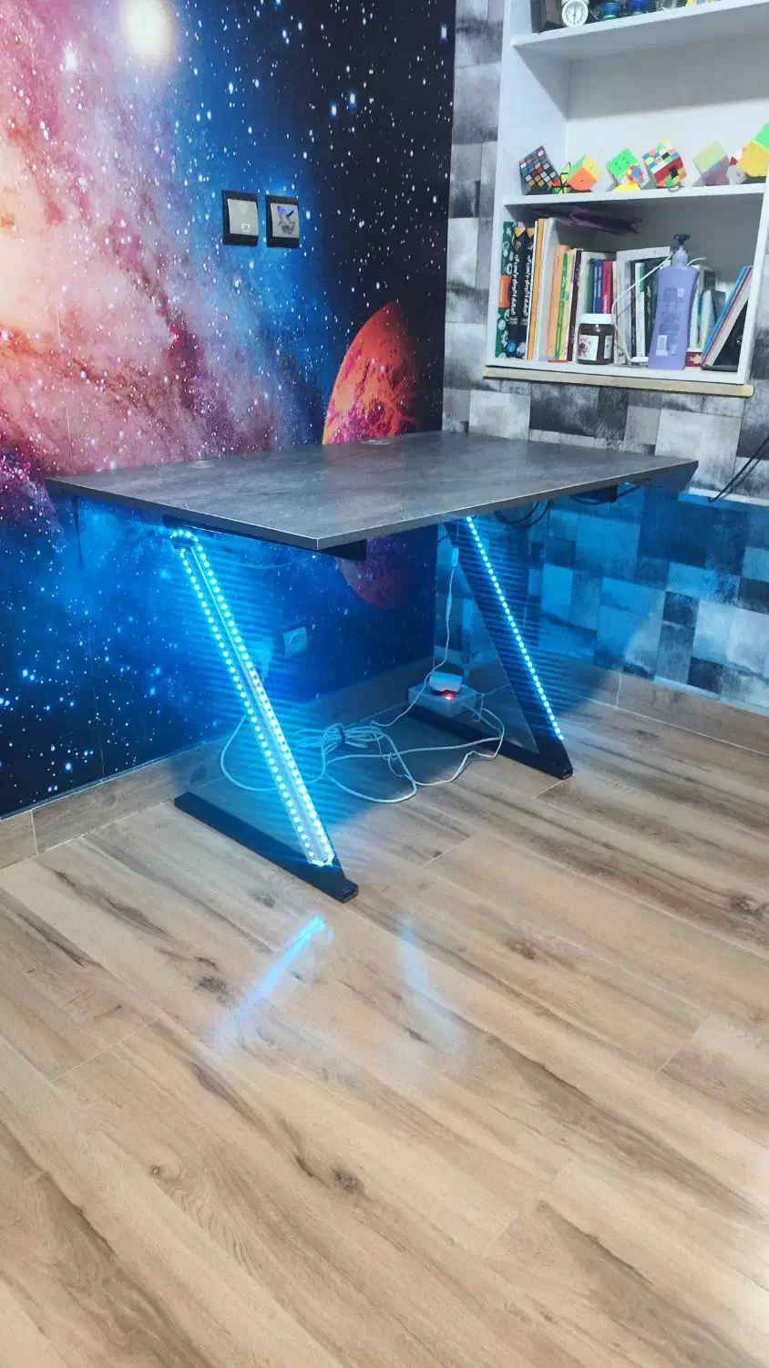 میز کامپیوتر گیمینگ|میز تحریر و کامپیوتر|اراک, |دیوار