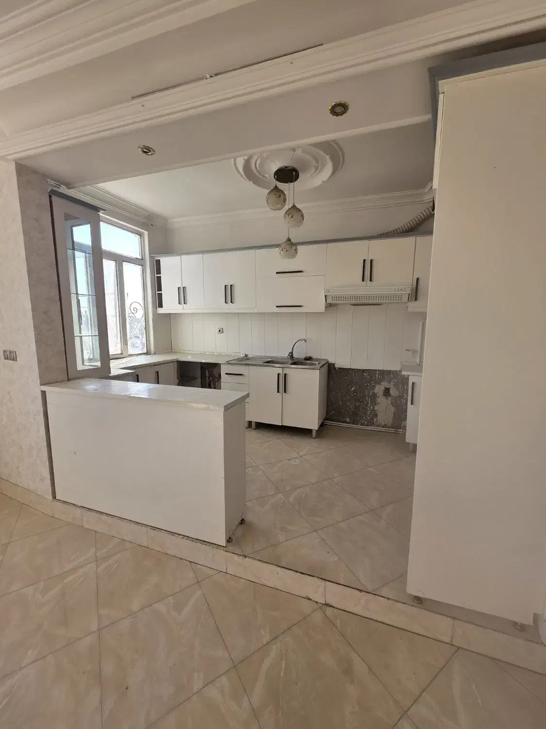 آپارتمان حاشیه جهاد ماشین رو|فروش آپارتمان|نیشابور, مدرس|دیوار