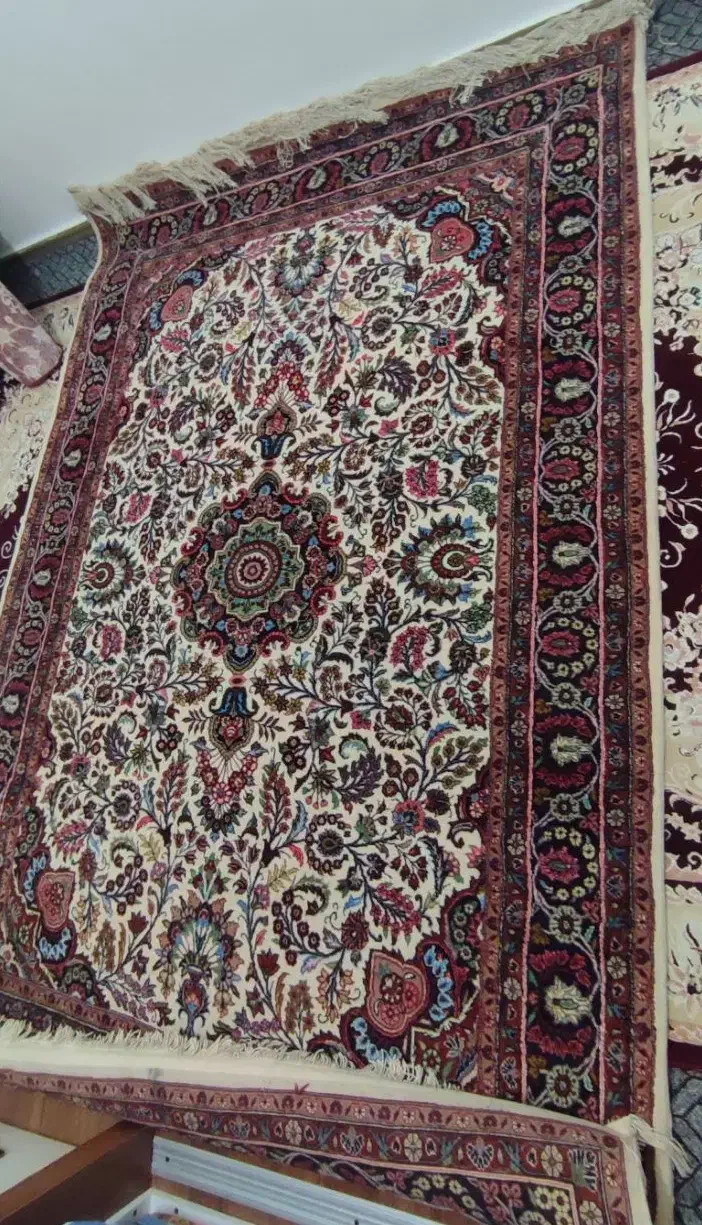 فرش دستباف گل ابریشم|فرش|ملایر, |دیوار