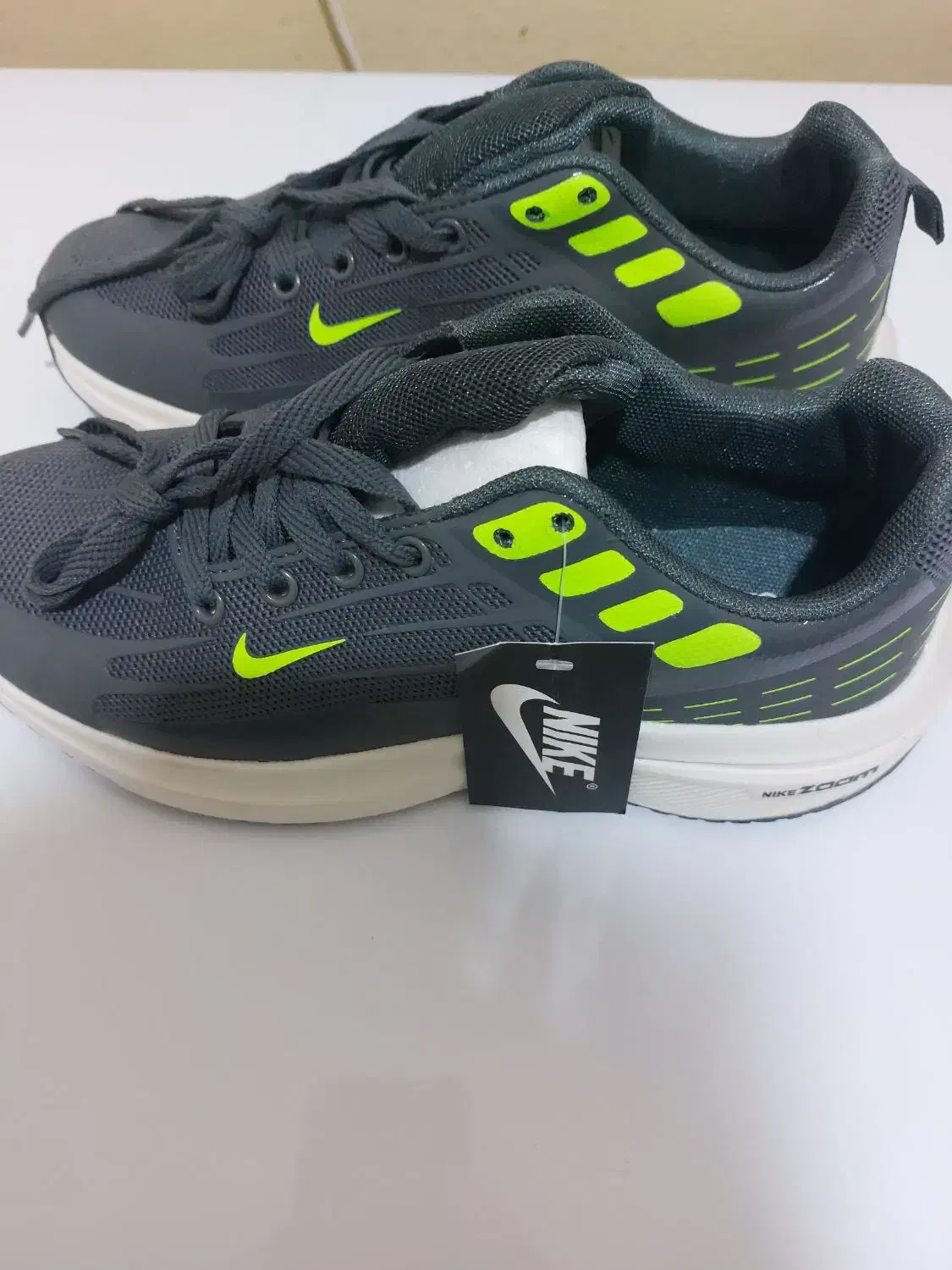 کفش ورزشی ویتنام|کیف، کفش، کمربند|بندر کنگان, |دیوار