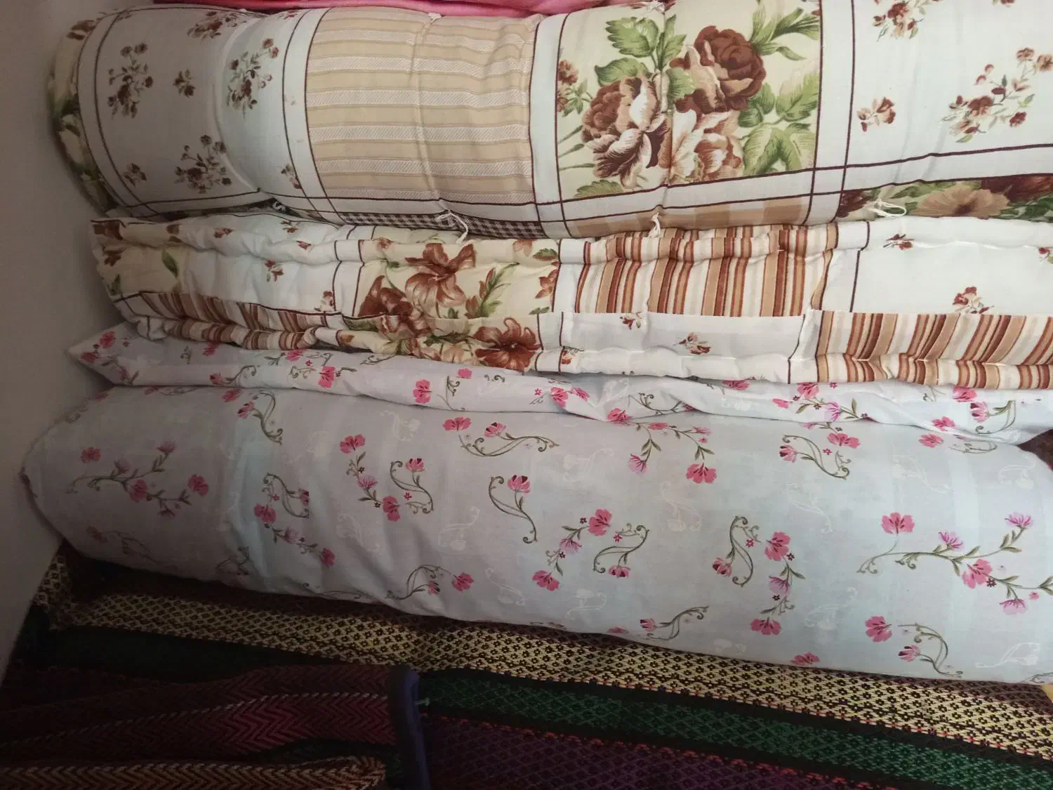 تشک نو|تشک تختخواب|یاسوج, |دیوار