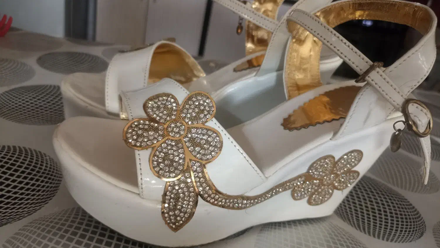 کفش مجلسی|کیف، کفش، کمربند|بیرجند, |دیوار