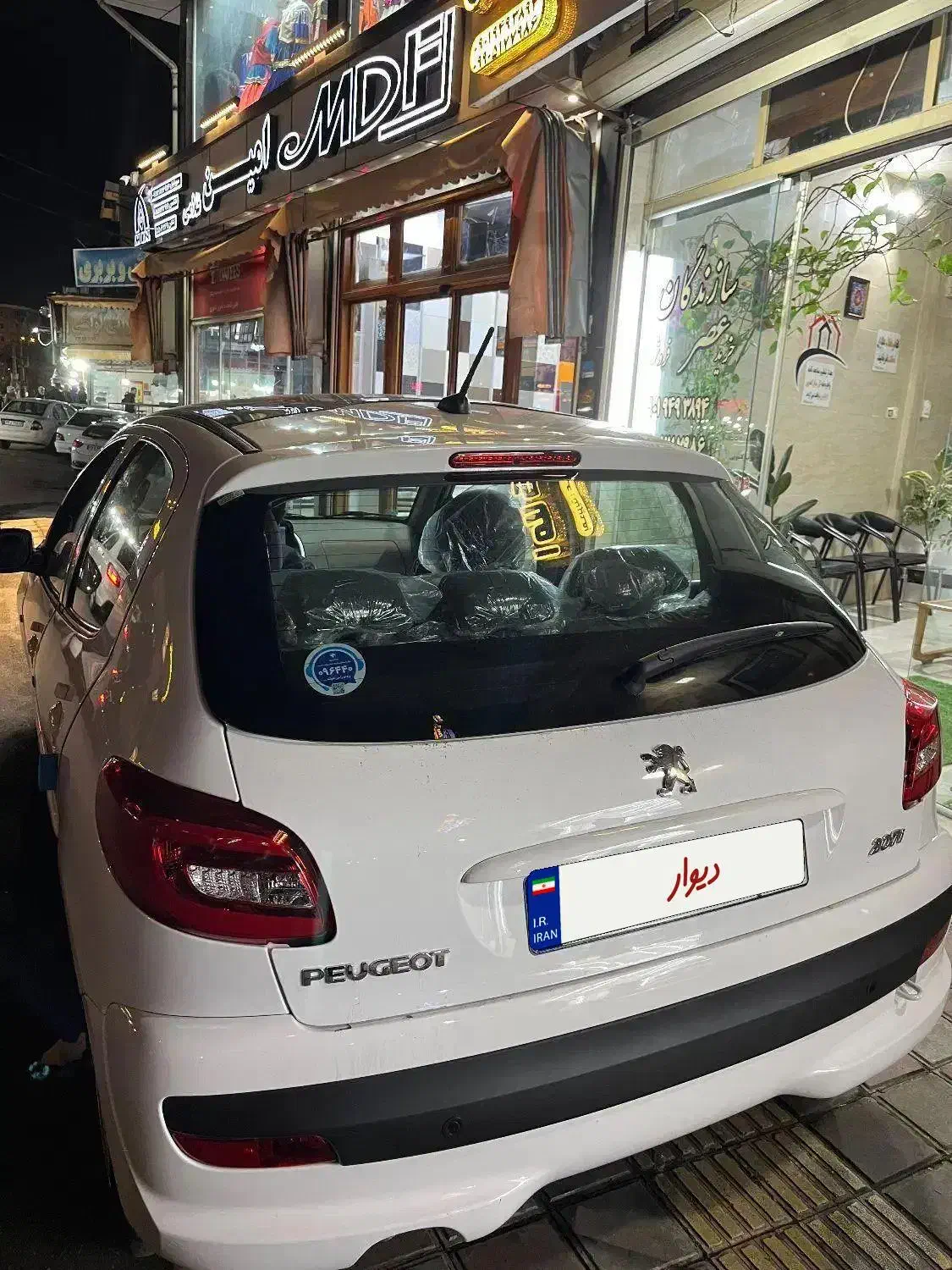 ۲۰۷ دنده سقف شیشه|خودرو سواری و وانت|رشت, صفاری|دیوار