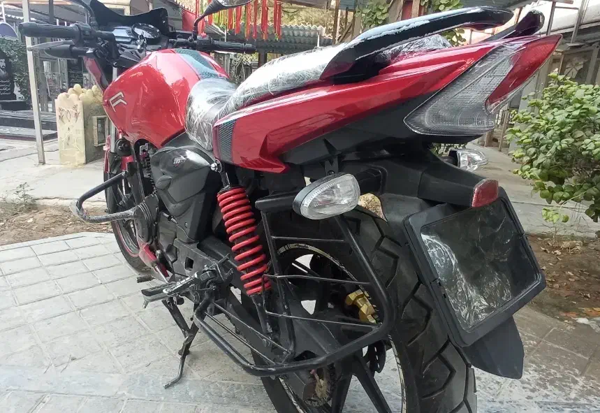 آپاچی ۱۶۰ مدل ۸۹|موتورسیکلت|تهران, کیانشهر|دیوار