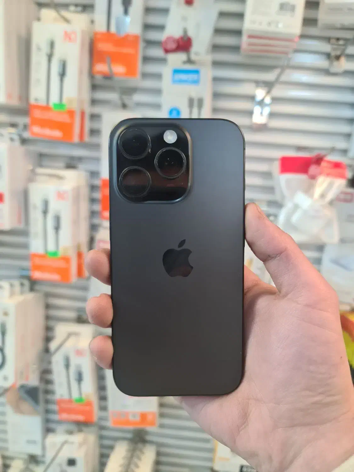 16 pro battery 100|موبایل|تهران, اکباتان|دیوار