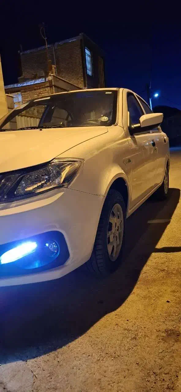 ساینا ۱۴۰۴|خودرو سواری و وانت|اراک, |دیوار