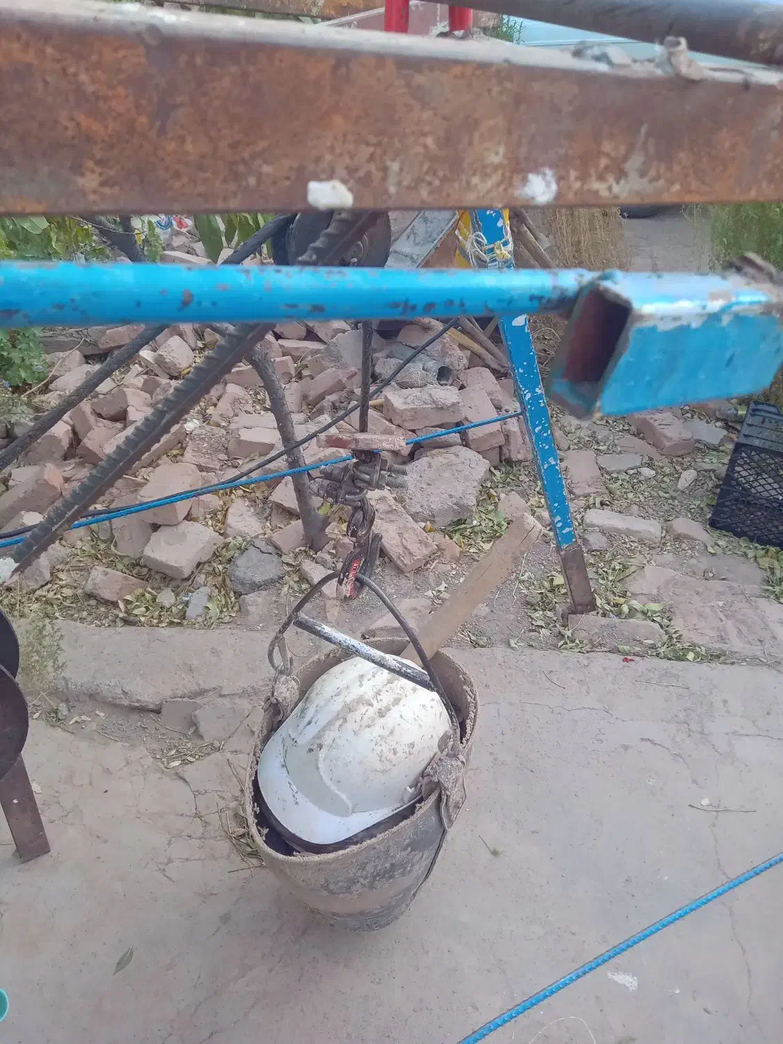 مغنی چاه|خدمات پیشه و مهارت|نیشابور, ریوند|دیوار