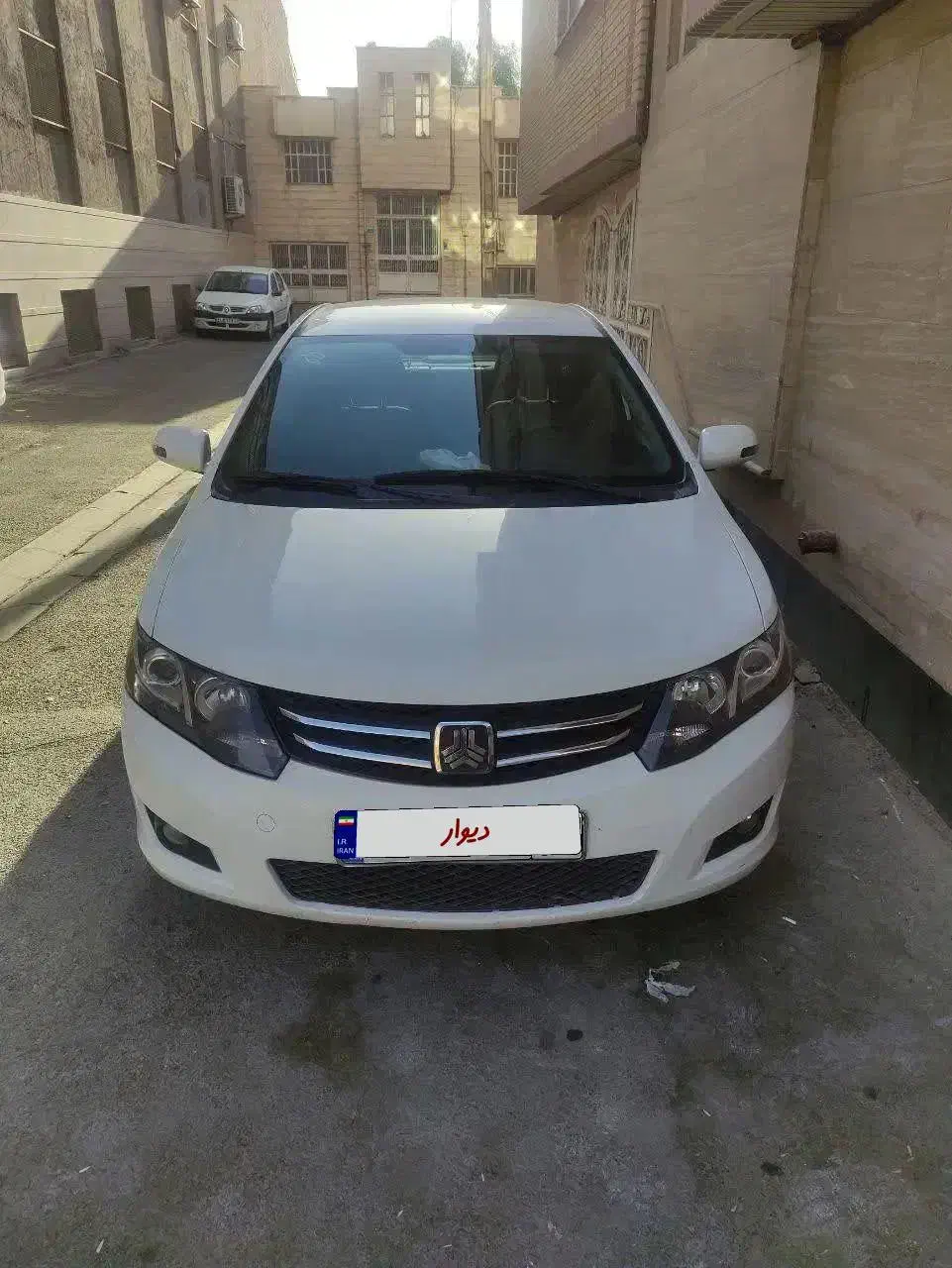 آریو دنده ایی بی رنگ مدل ۹۸ درحد فنی  کم کار|خودرو سواری و وانت|تهران, شهید فکوری|دیوار