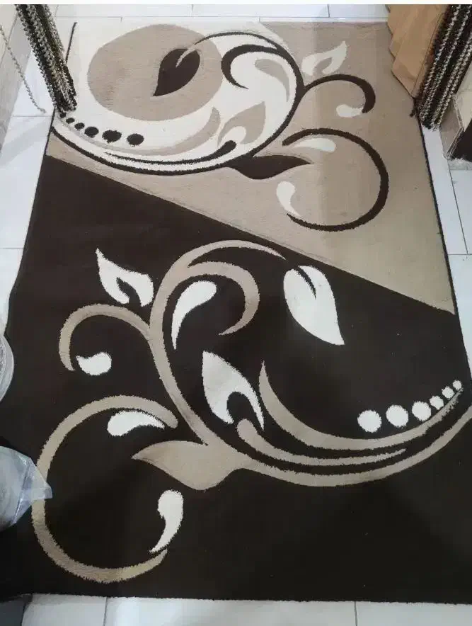 میز  جلو‌مبای وعسلی و قالیچه|مبلمان خانگی و میز عسلی|فردیس, شهرک شهید حسینی|دیوار