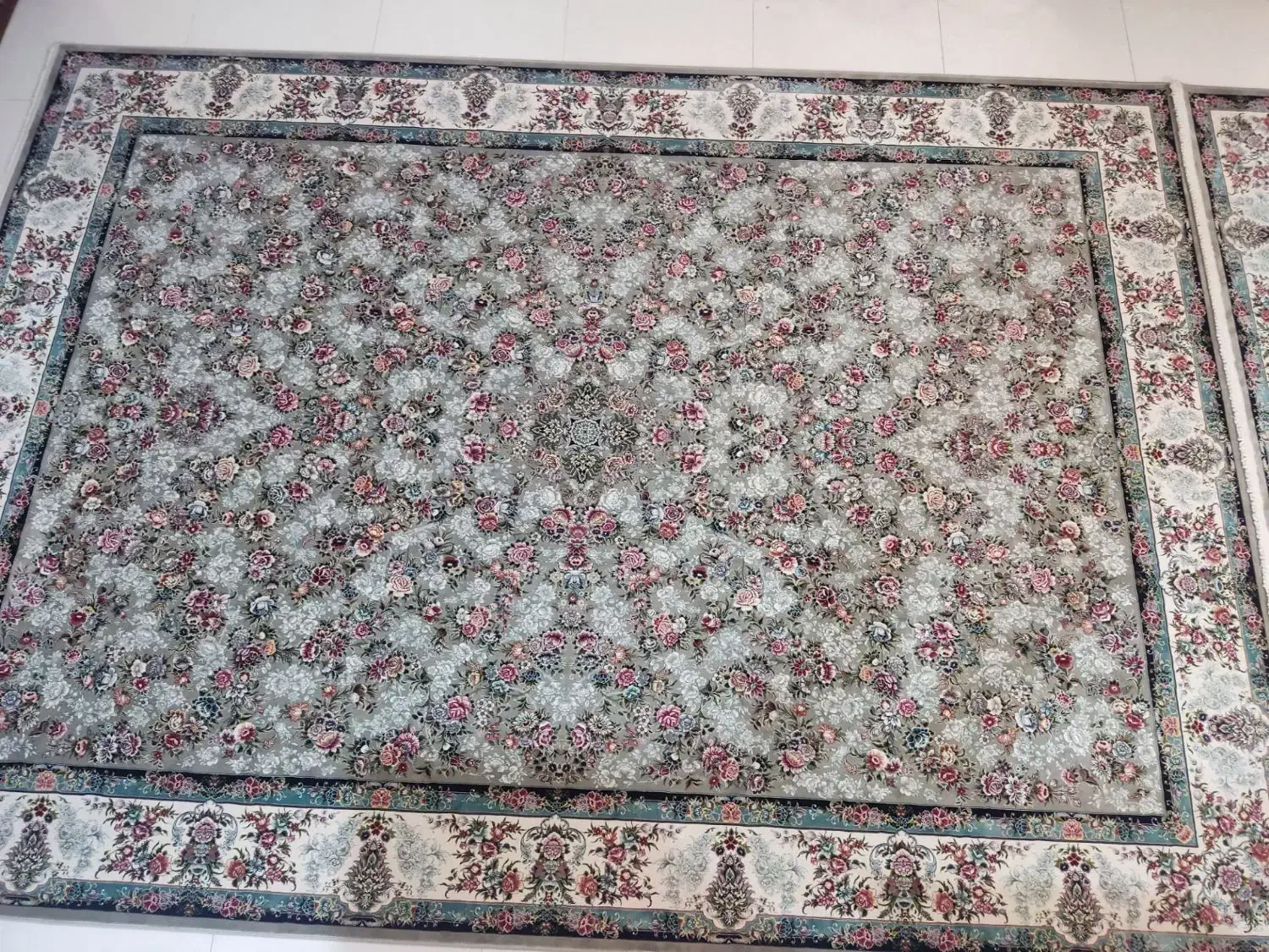 سه تخته فرش نه متری|فرش|حلب, |دیوار