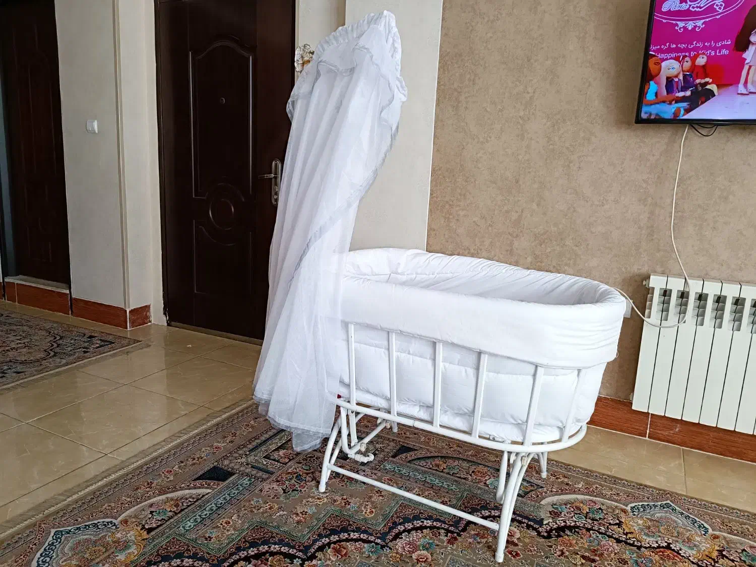 گهواره|تخت و صندلی بچه|شیراز, شهرک مخابرات|دیوار
