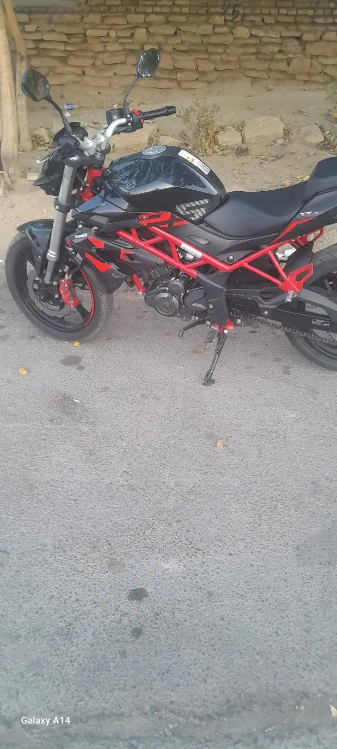 بنلی ۱۴۰۲ بیمی داره|موتورسیکلت|همدان, |دیوار