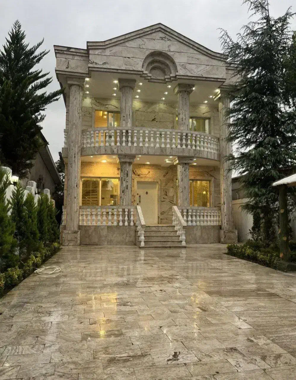 دنبال ویلای شسته و رفته ای این ویلارو اقساطی بخر|فروش خانه و ویلا|آمل, |دیوار