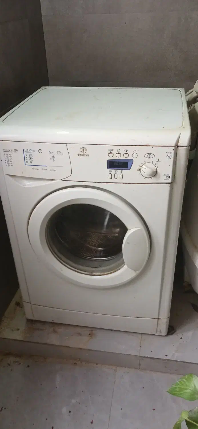 لباسشویی ایندزیت|ماشین لباسشویی و خشک‌کن لباس|شیراز, سلطان آباد|دیوار