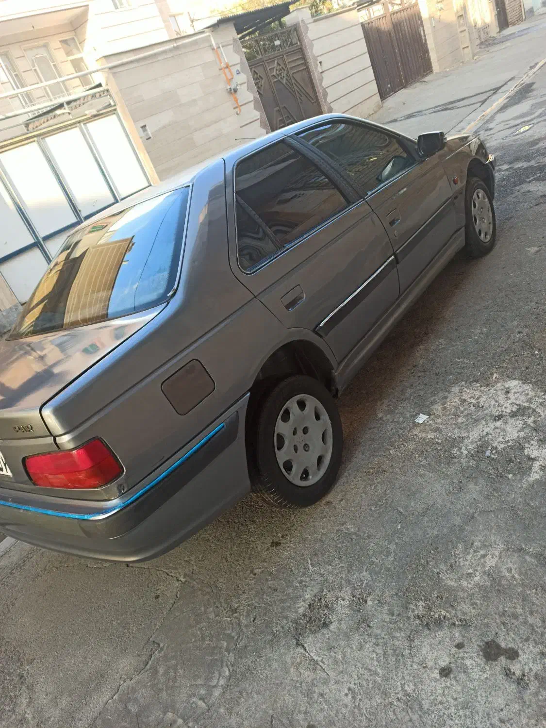 پژو پارس مدل ۸۷ عروسک  شاسی پلمپ|خودرو سواری و وانت|ساوه, |دیوار