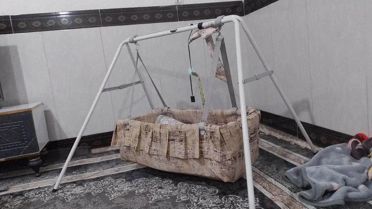 گهواره نوزاد|تخت و سرویس خواب|تربت جام, شهرک معلم|دیوار