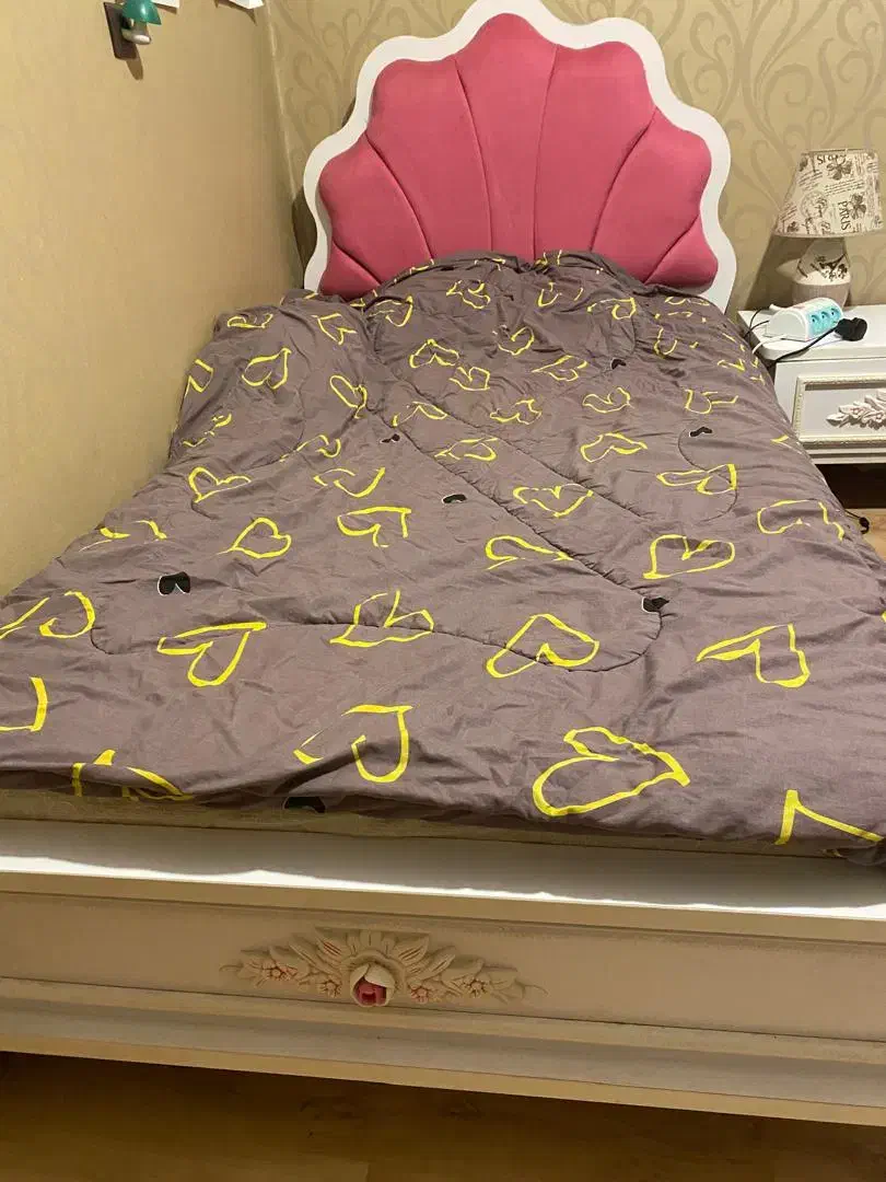 سرویس اتاق خواب دخترانه نوجوان برند بامبینو|تخت و سرویس خواب|قائمشهر, |دیوار