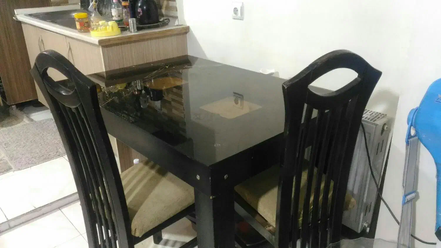 میز ناهارخوری ۴ نفره|میز و صندلی غذاخوری|شاهینشهر, امام حسین|دیوار