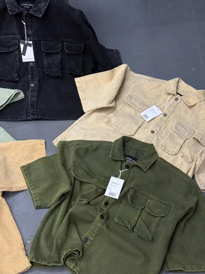 خیابان شهید نورالدینی، بوتیک بادسار، انواع لباس|لباس|دهدشت, |دیوار