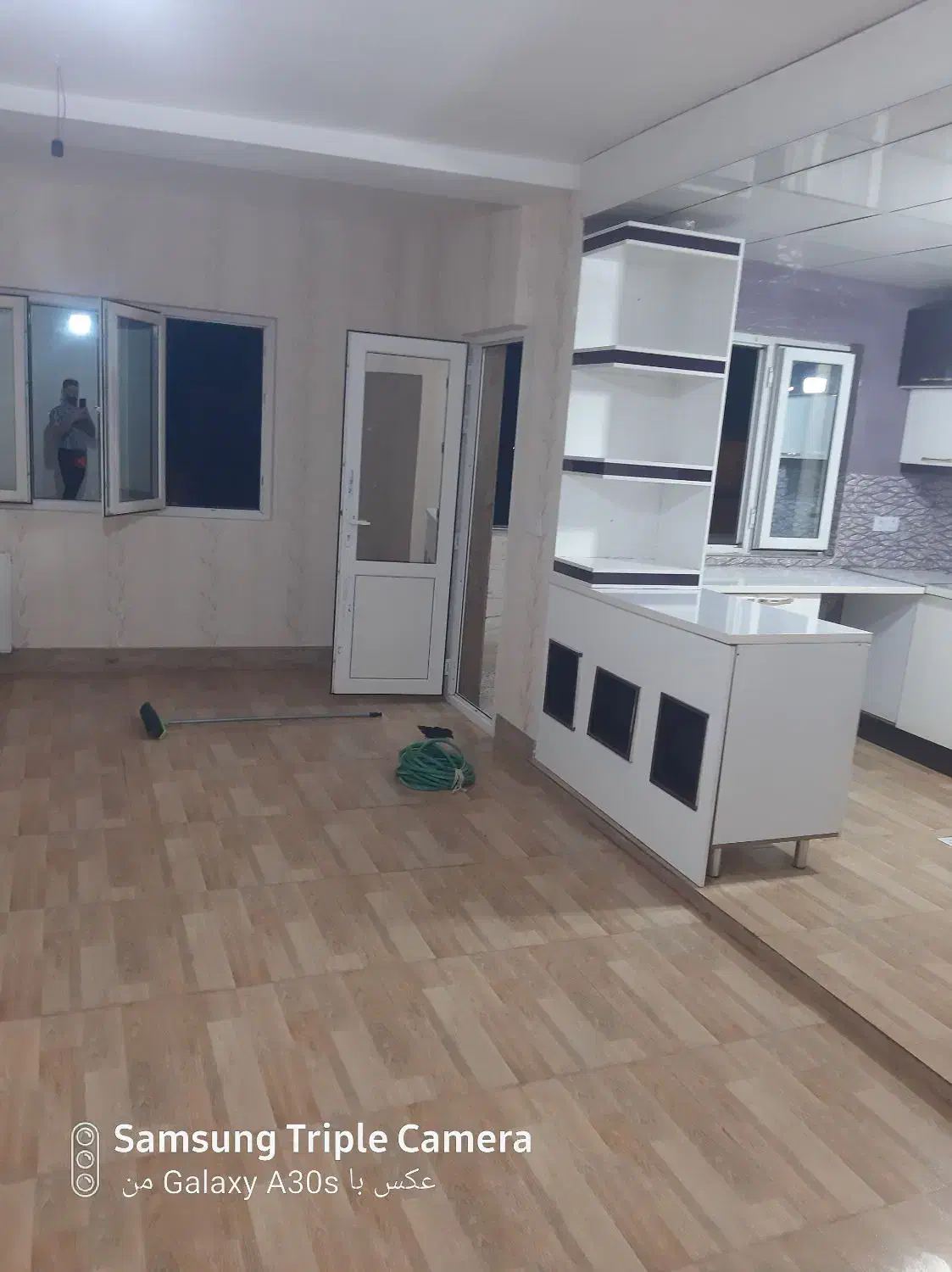 فروش یک واحد اپارتمان درسپیدان دشتک  طبقه ۲|فروش آپارتمان|سپیدان, |دیوار