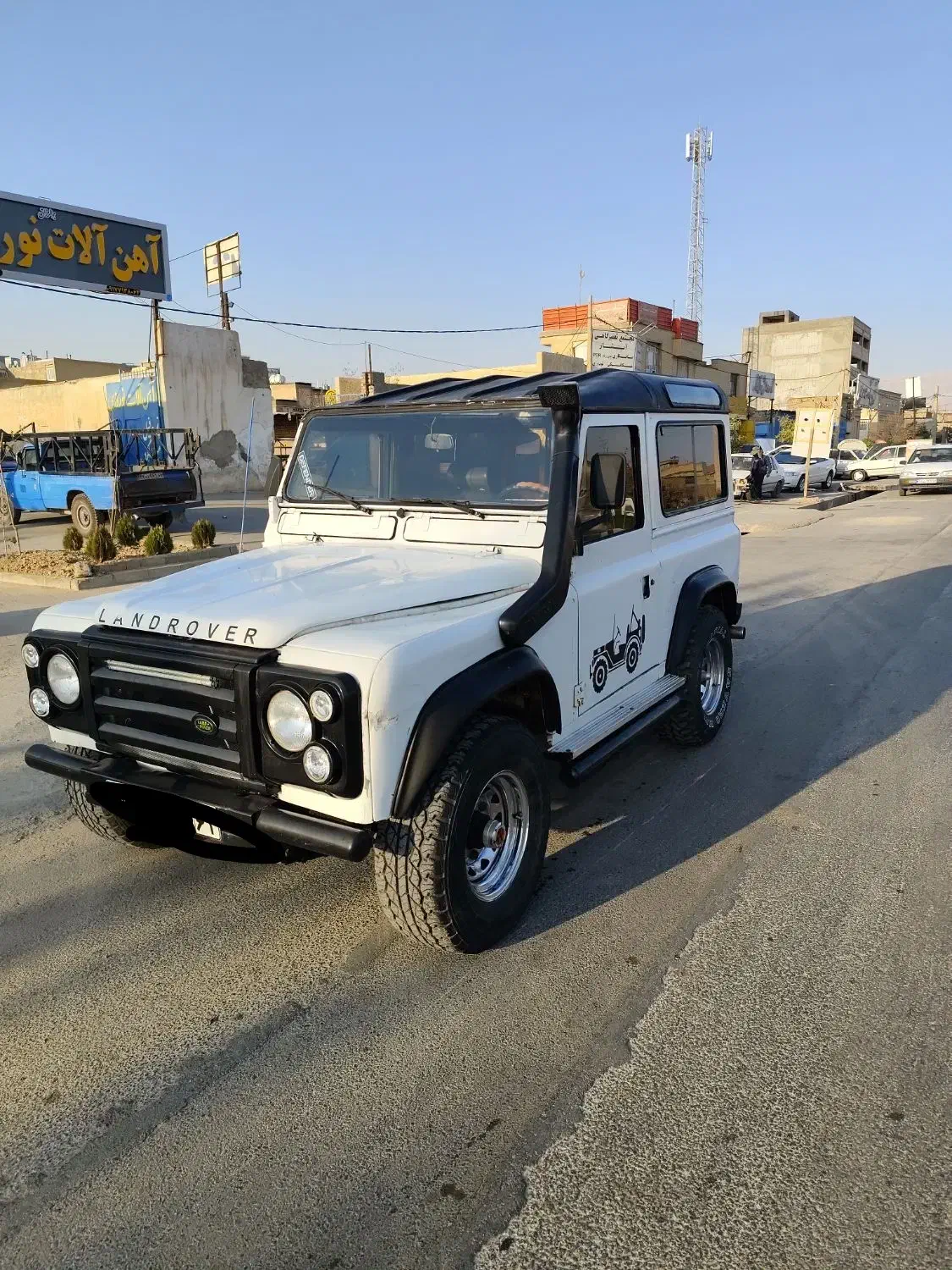 فروشپاژن|خودرو سواری و وانت|شیراز, کوشک میدان|دیوار