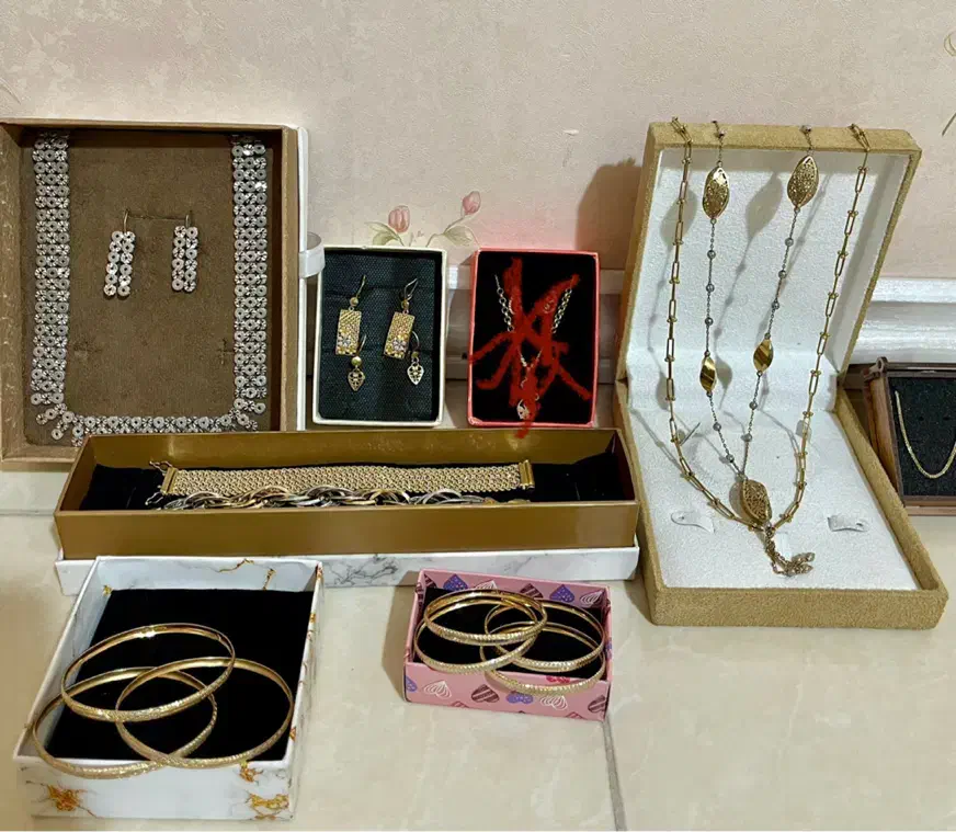 طلاهای لوکس و زیبا|جواهرات|زنجان, |دیوار