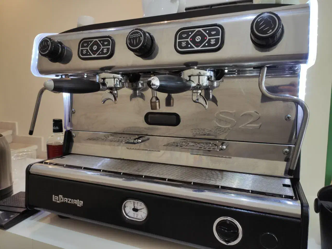 اسپرسو ساز ، آسیاب ، بلندر|کافی‌شاپ و رستوران|رشت, معلم|دیوار