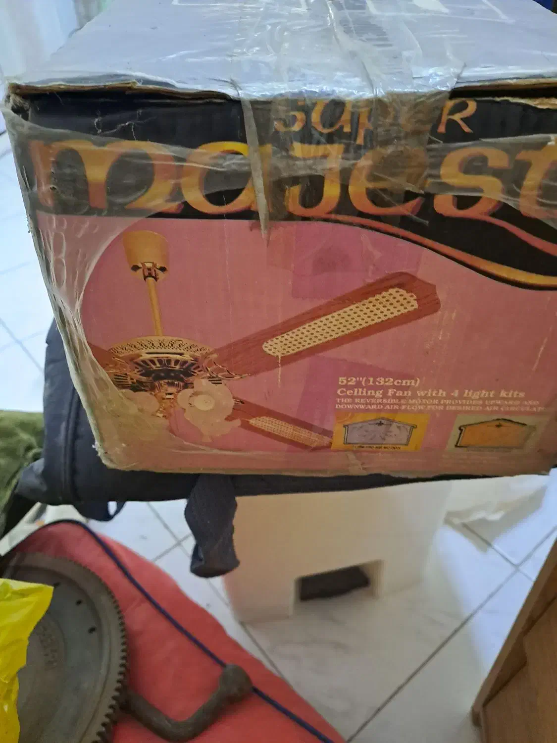 پنکه سقفی لوستر دار|پنکه و تصفیه‌کنندهٔ هوا|مشهد, کوشش|دیوار