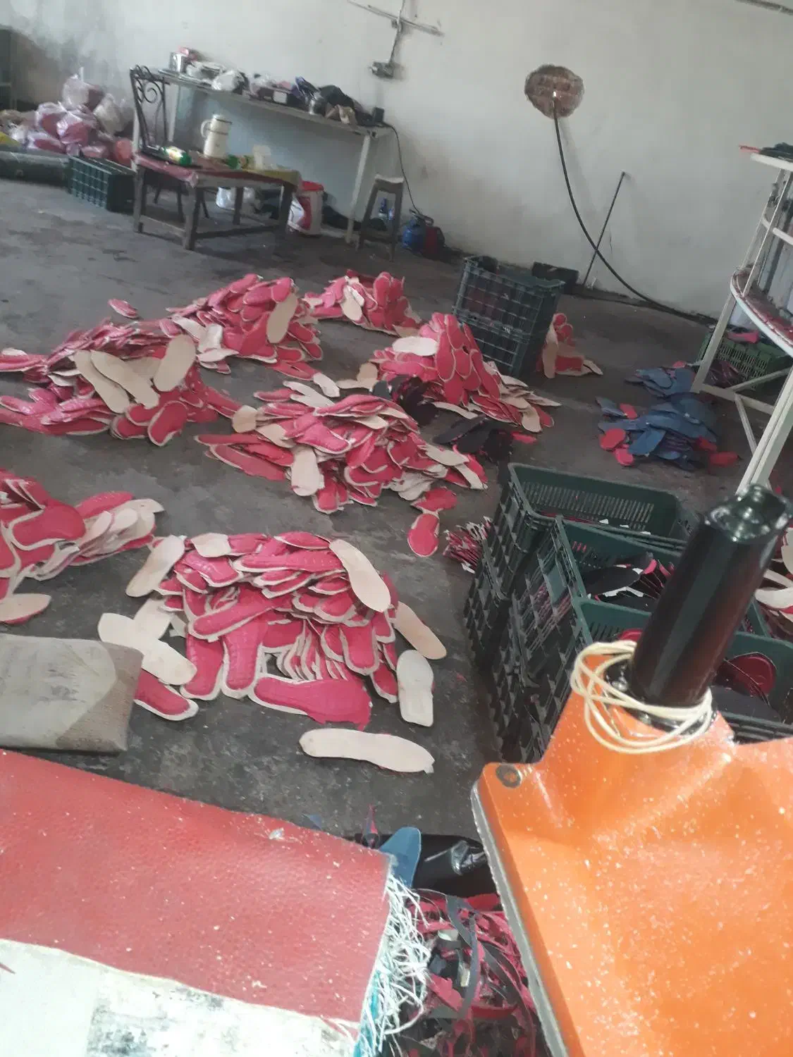 دعوت به همکاری کارگر ساده و نیمه ماهر آقا و خانم|استخدام صنعتی، فنی، مهندسی|باسمنج, |دیوار