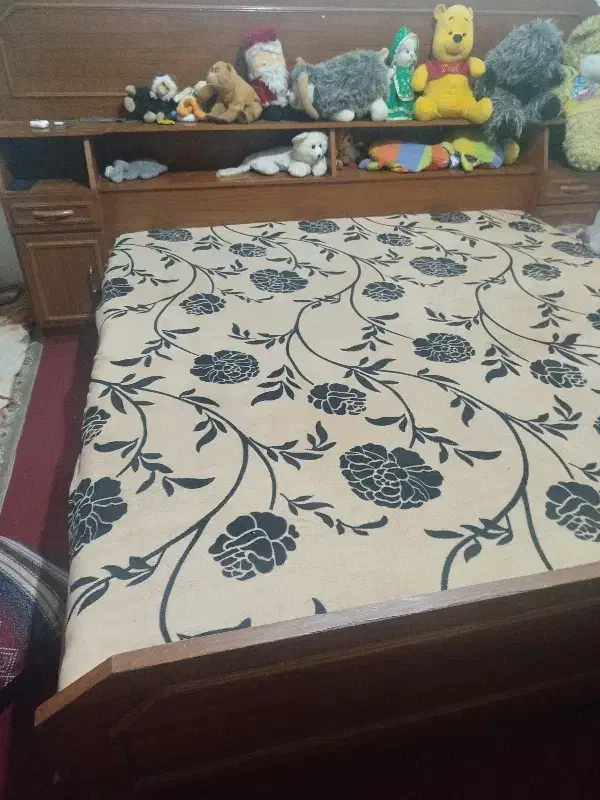 تختخواب دونفره|تشک تختخواب|بندر دیر, |دیوار