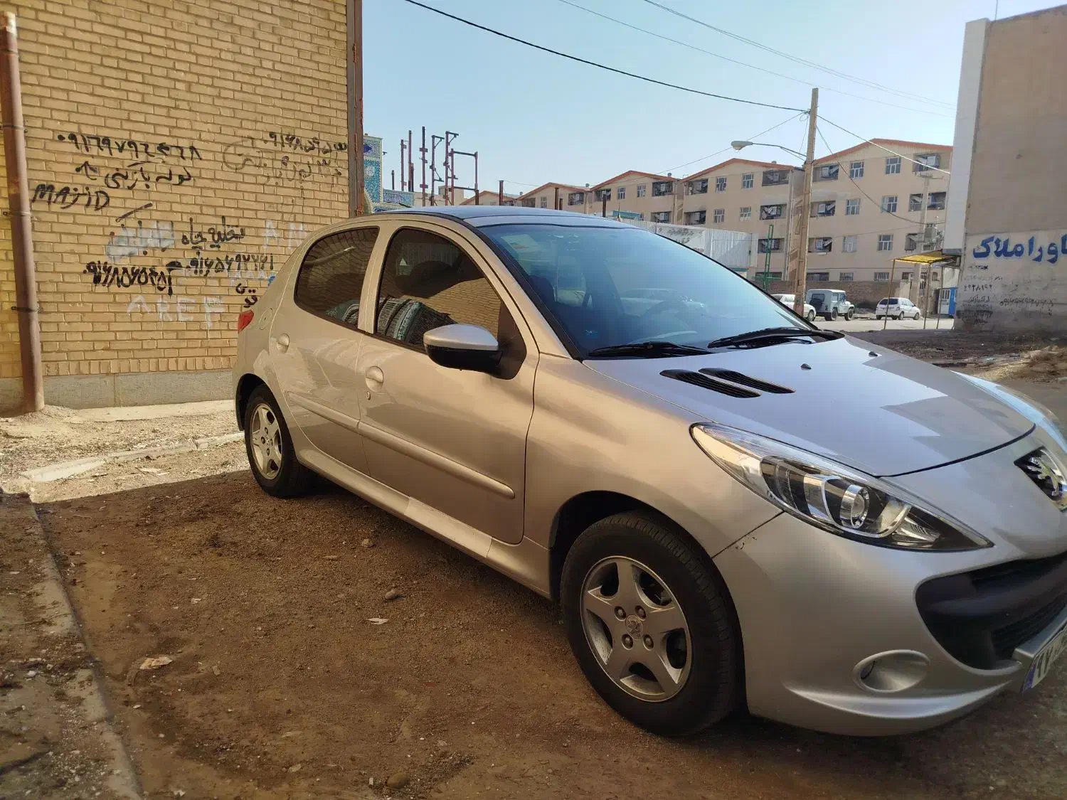 ۲۰۷ کم کار عروسک|خودرو سواری و وانت|خرم‌آباد, |دیوار