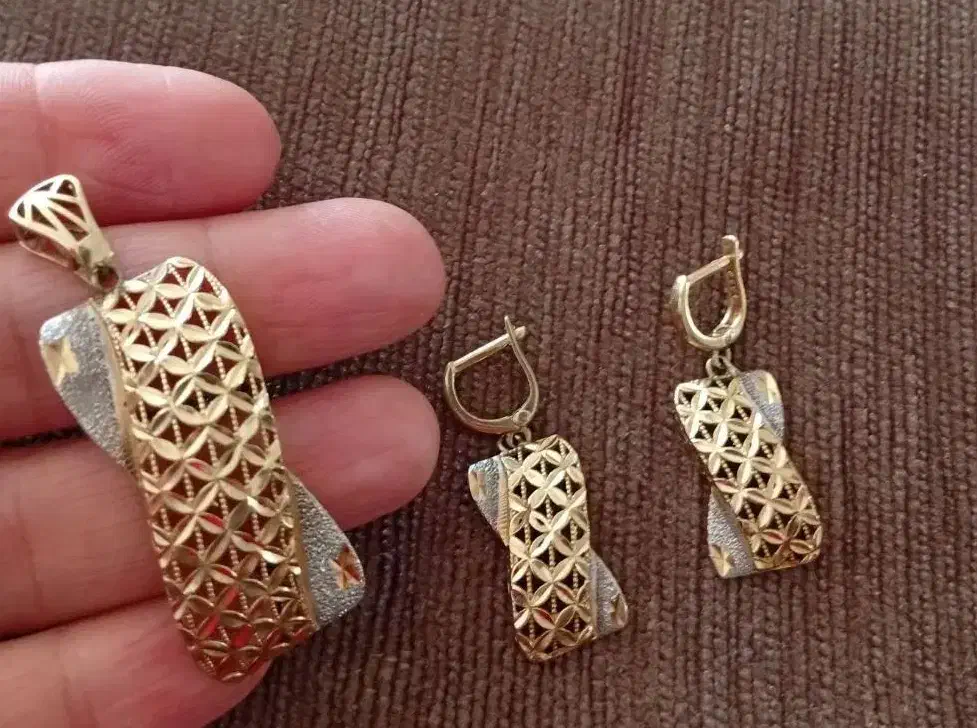 نیم ست گوشواره و مدال|جواهرات|قیدار, |دیوار