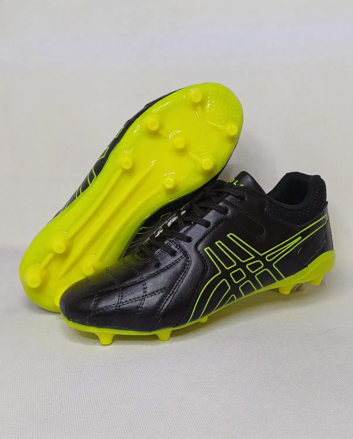 سام اسپرت/ کفش چمن فوتبالی آسیکس تمام چرم ۴۰ تا ۴۵|کیف، کفش، کمربند|مشهد, گلبرگ شمالی|دیوار