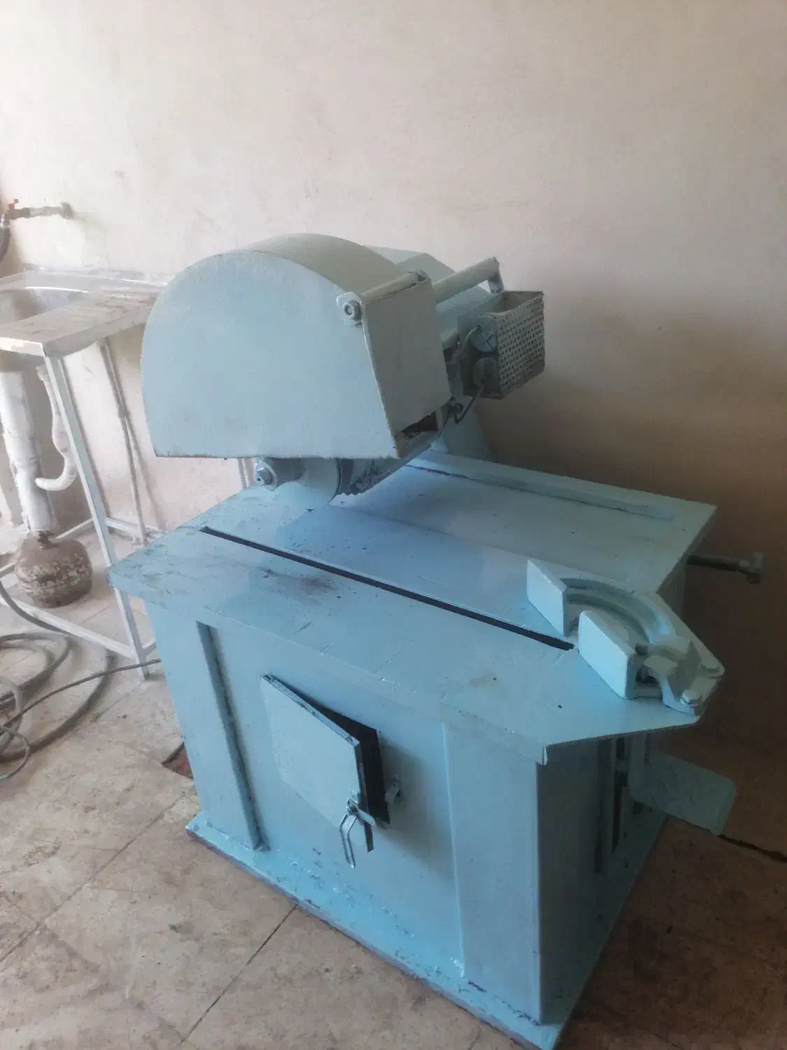 آره آتشی واره صابونی|ابزارآلات|نهاوند, |دیوار