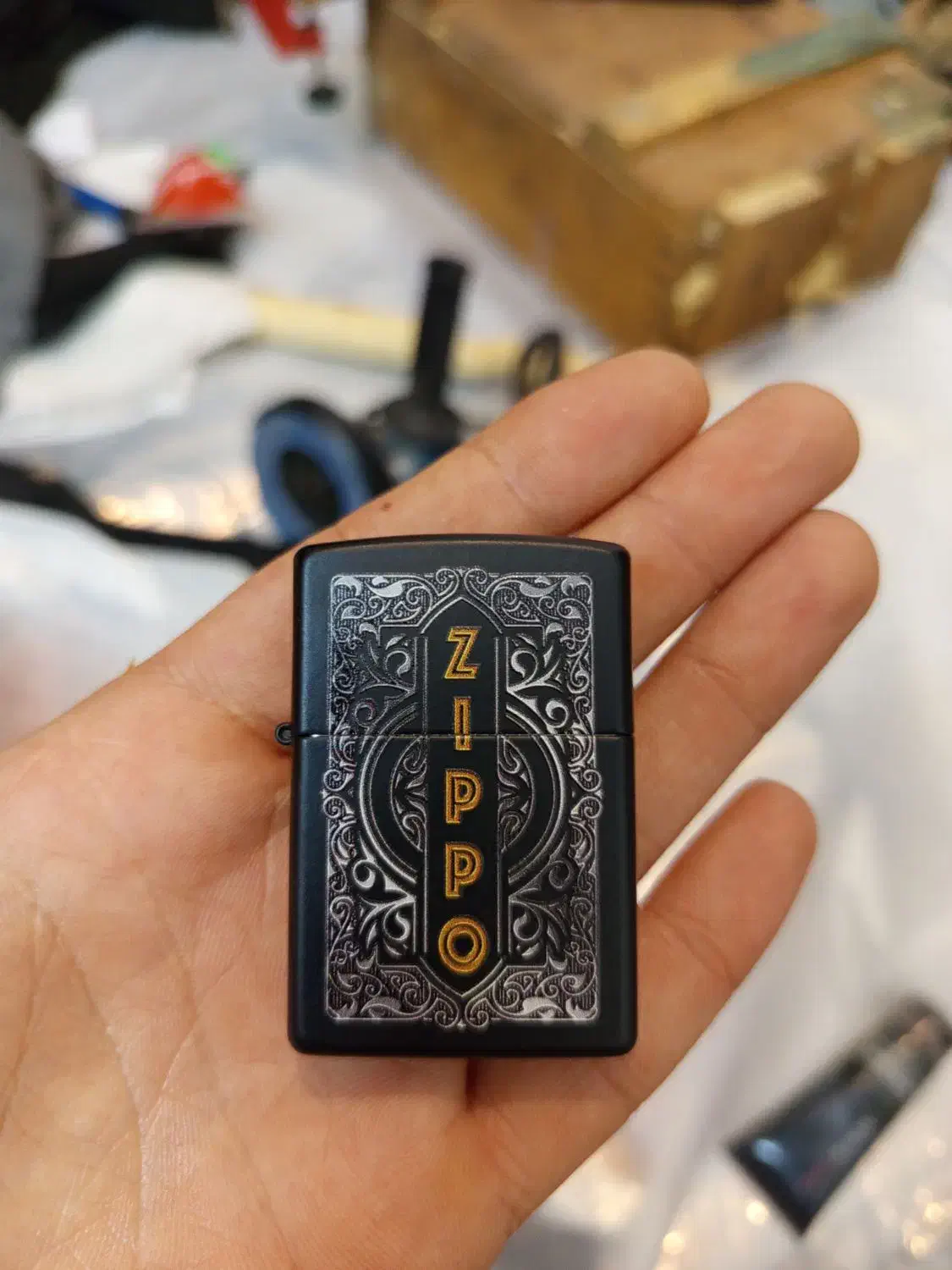 زیپو کلاسیک اورجینال|کلکسیون اشیاء عتیقه|رشت, بوسار|دیوار