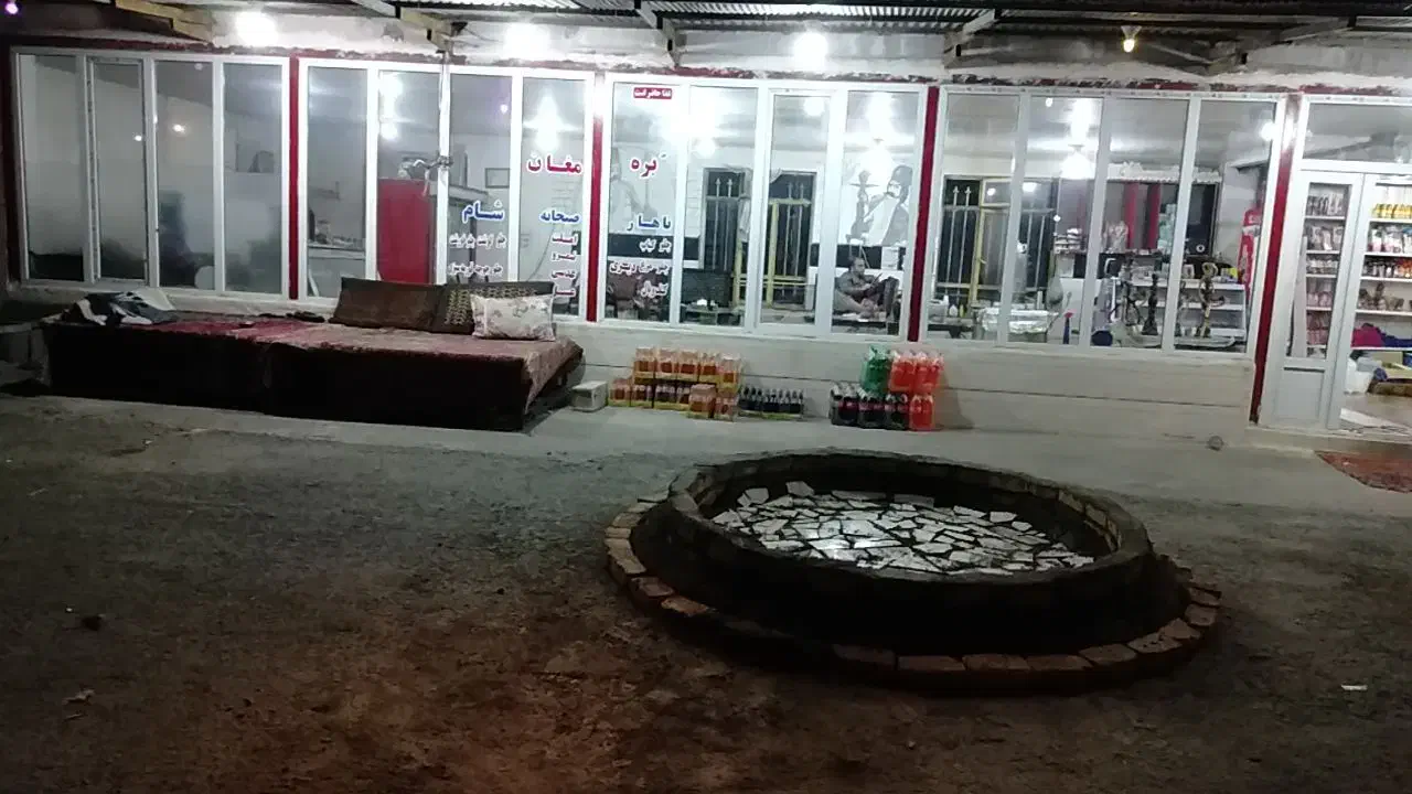 به دو نفر نیرو جهت همکاری در سوپرمارکت و غذاخوری|استخدام خدمات فروشگاه و رستوران|خلخال, |دیوار