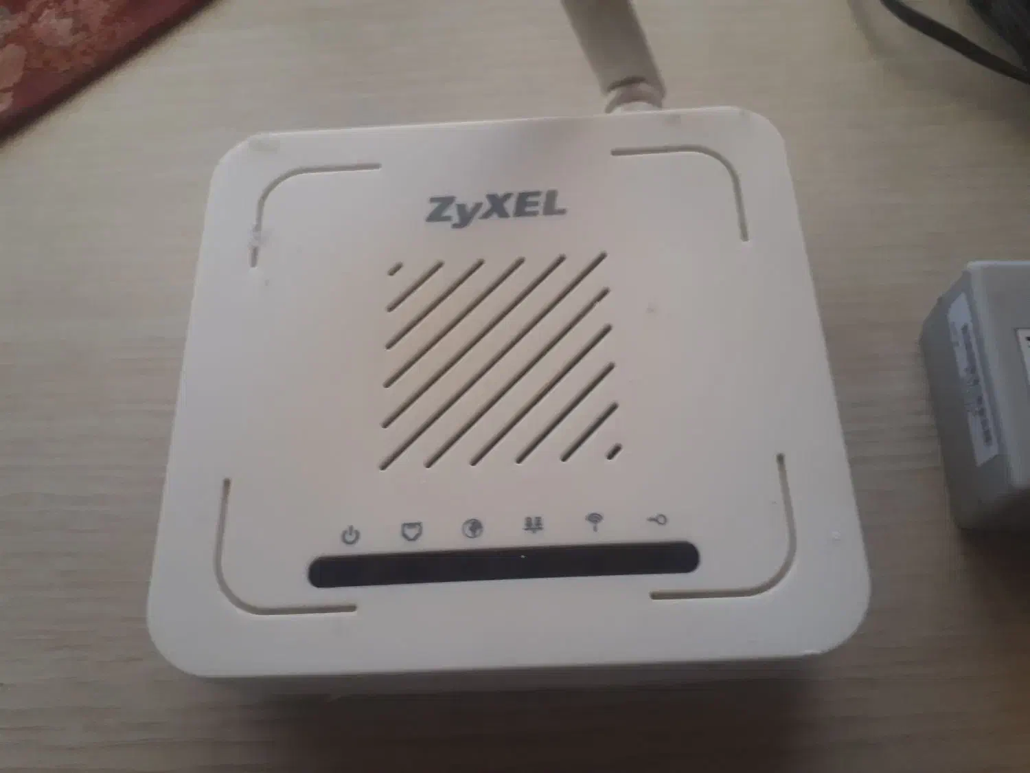 مودم ZyXEL|مودم و تجهیزات شبکه|زنجان, |دیوار