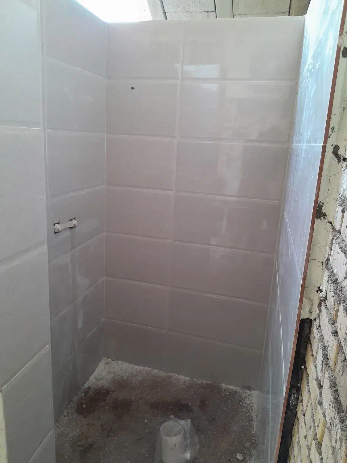 کارگر میخام|استخدام معماری، عمران و ساختمانی|شوشتر, |دیوار