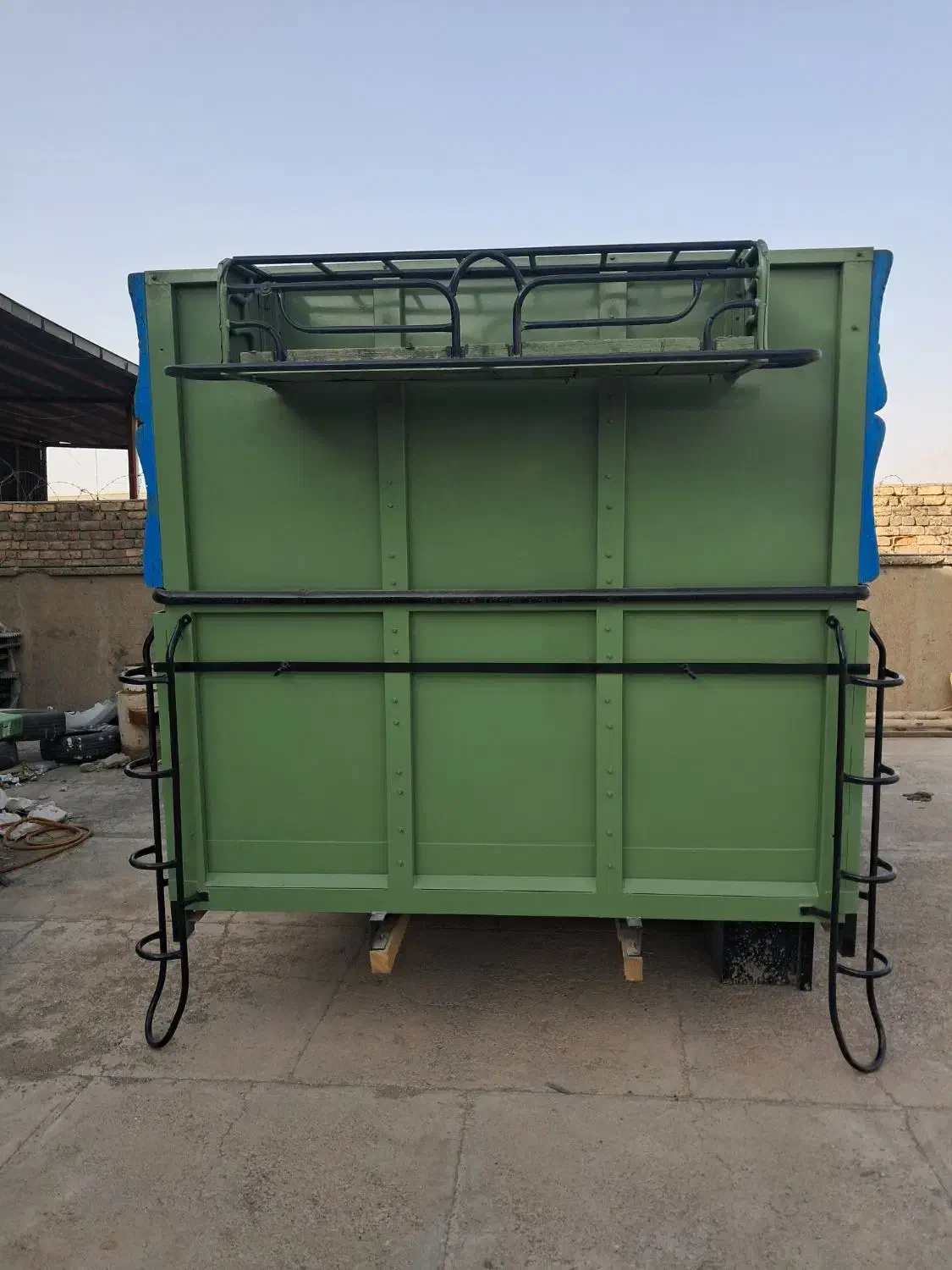 اتاق عقب خاور بنز ۸۰۸|قطعات یدکی و لوازم جانبی|کرمانشاه, |دیوار