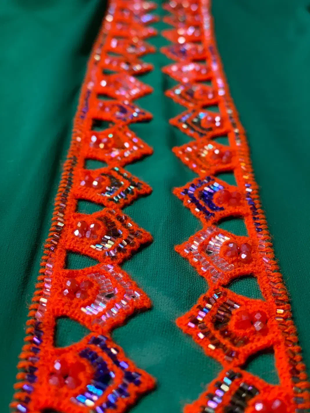 کریشی سراوان|لباس|سراوان, |دیوار