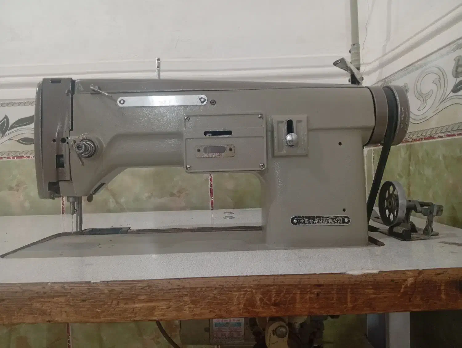 ماشین خیاطی دکوک دوچ و روجبر دوچ و سیاه دوچ|ماشینآلات صنعتی|ایرانشهر, |دیوار