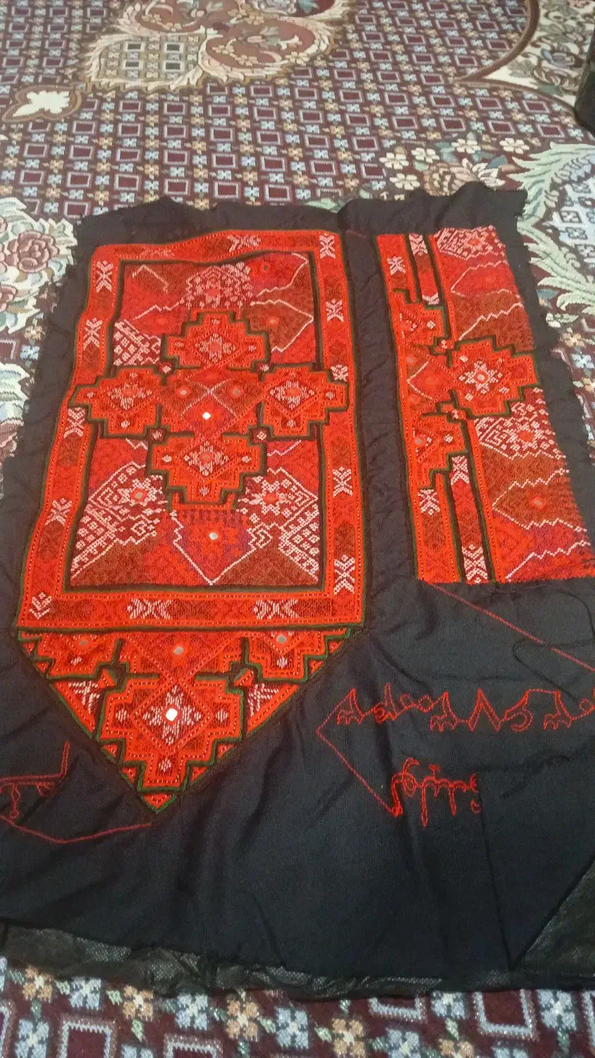 زیاستین|لباس|زهک, |دیوار