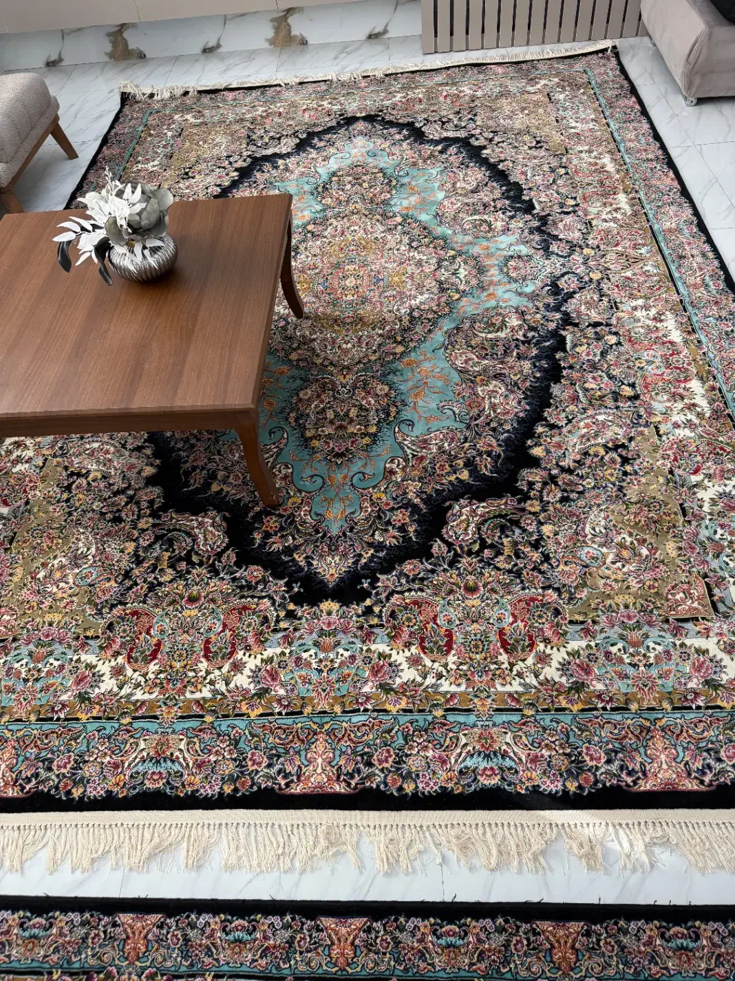 فرش|فرش|رشت, یخسازی|دیوار