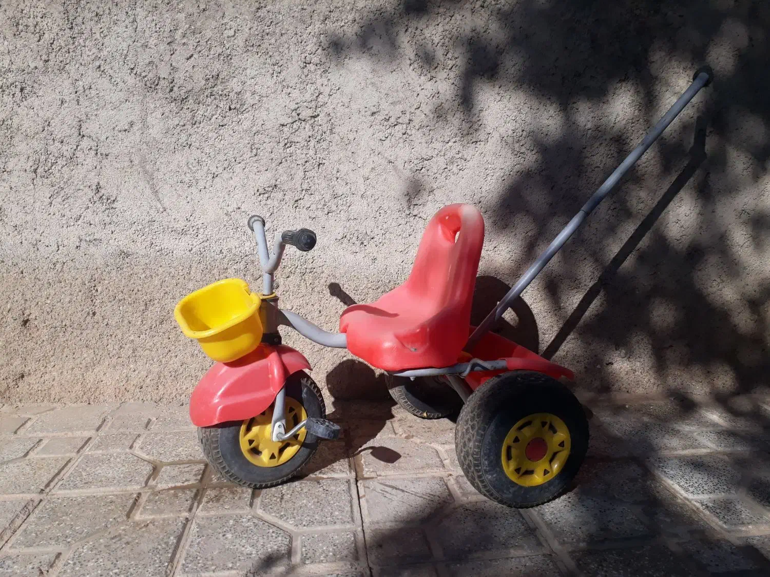 وسایل نقلیه|دوچرخه، اسکیت، اسکوتر|اسفراین, |دیوار