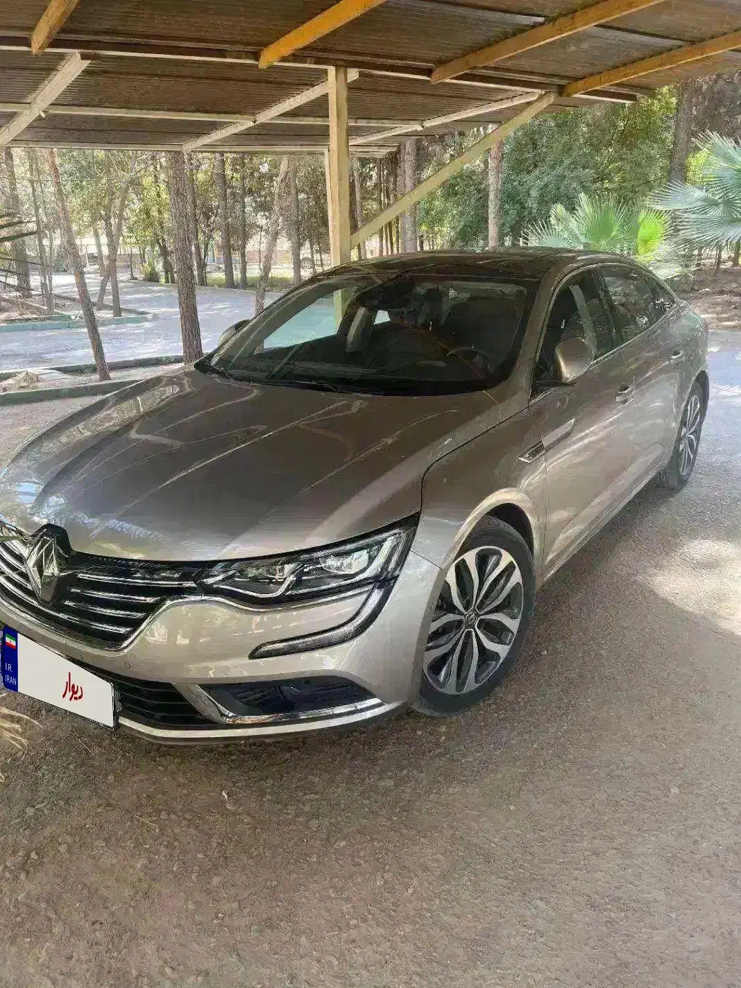 رنو تالیسمان۲۰۱۷ با کمک برقی|خودرو سواری و وانت|یزد, |دیوار