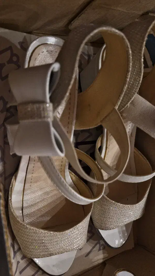 دمپایی مجلسی|کیف، کفش، کمربند|خرم‌آباد, |دیوار